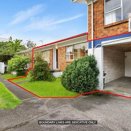 Bright Eden Park Two Bed Townhouse Private Parking Lägenhet Auckland Exteriör bild